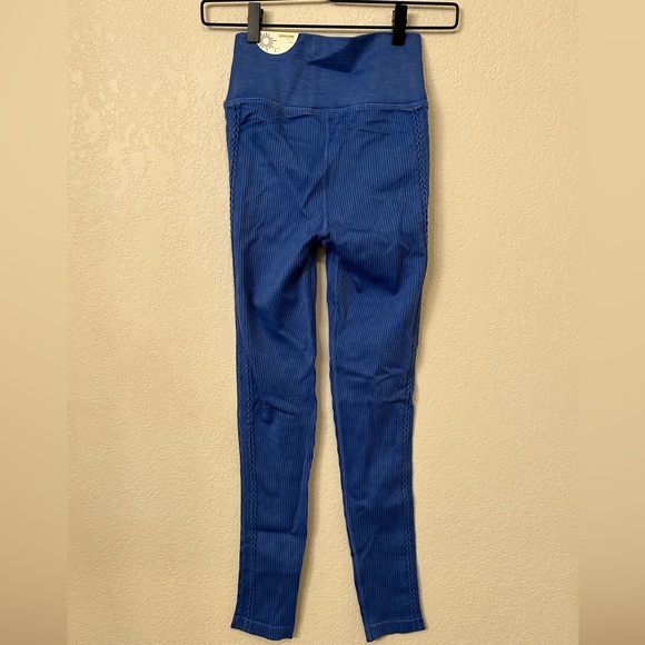 Offline by aerie Seamless 7/8 legging - Picture 2 of 5